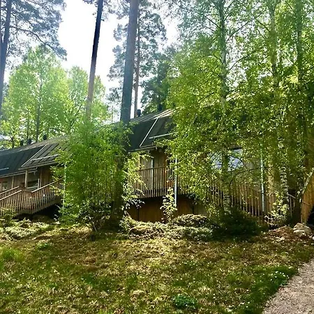 Pinewood Gasthof *